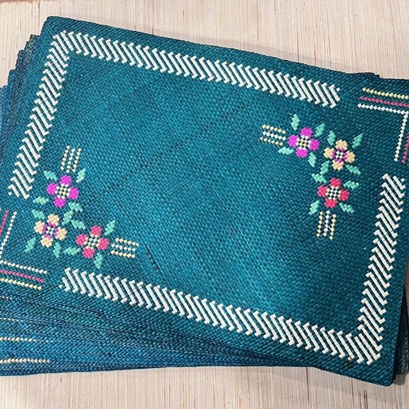 Floral Straw Table Matts 12 Total - Picture 3 of 4